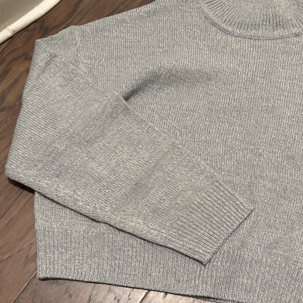 Gray Ribbed Knit Sweater - Picture 3 of 4